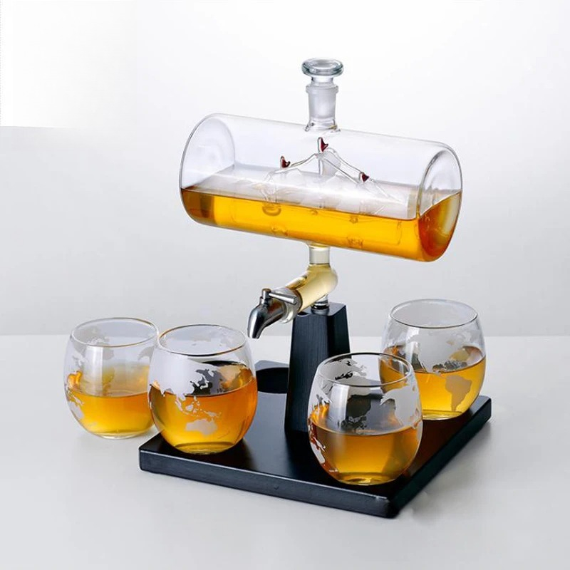 Decantador de uísque com forma - Decanter Globe Set avaliação e preço